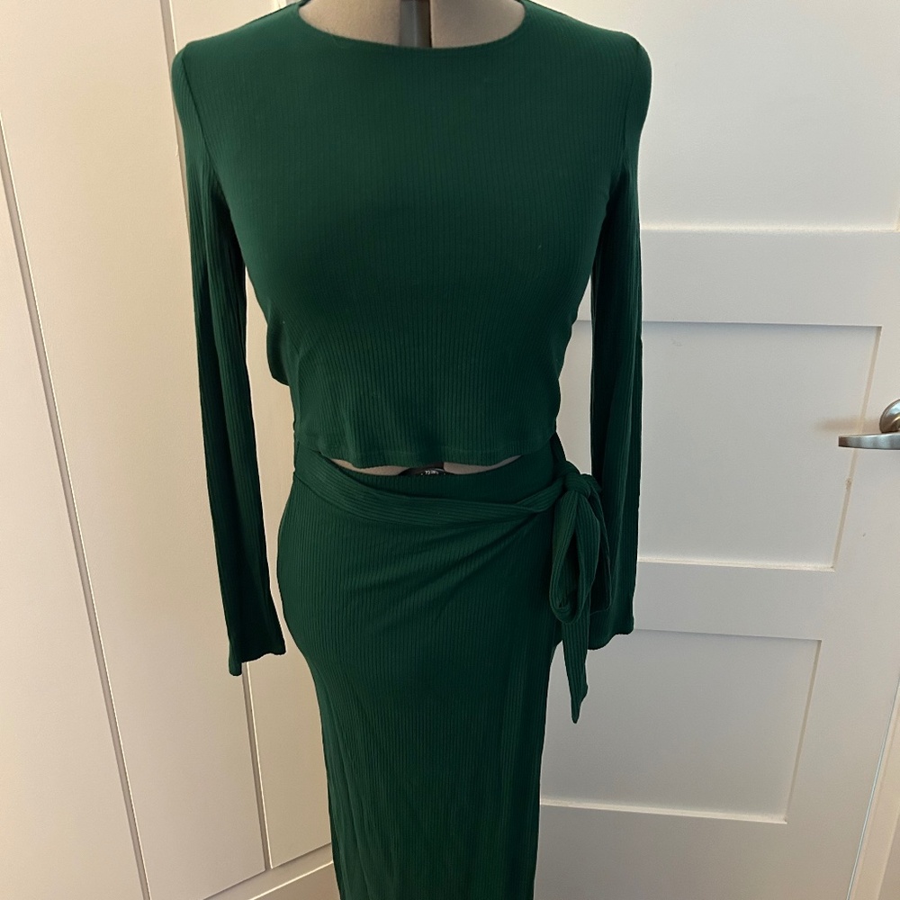 Reformation set forest green size small stretchy